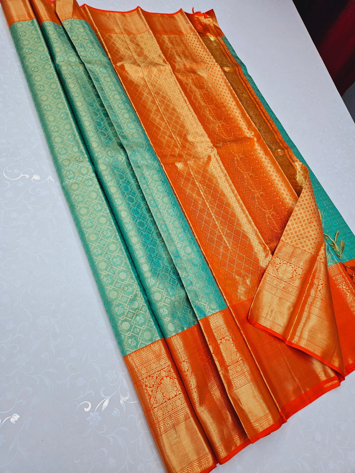 Exclusive Korvai Tissue Silk Sarees 058