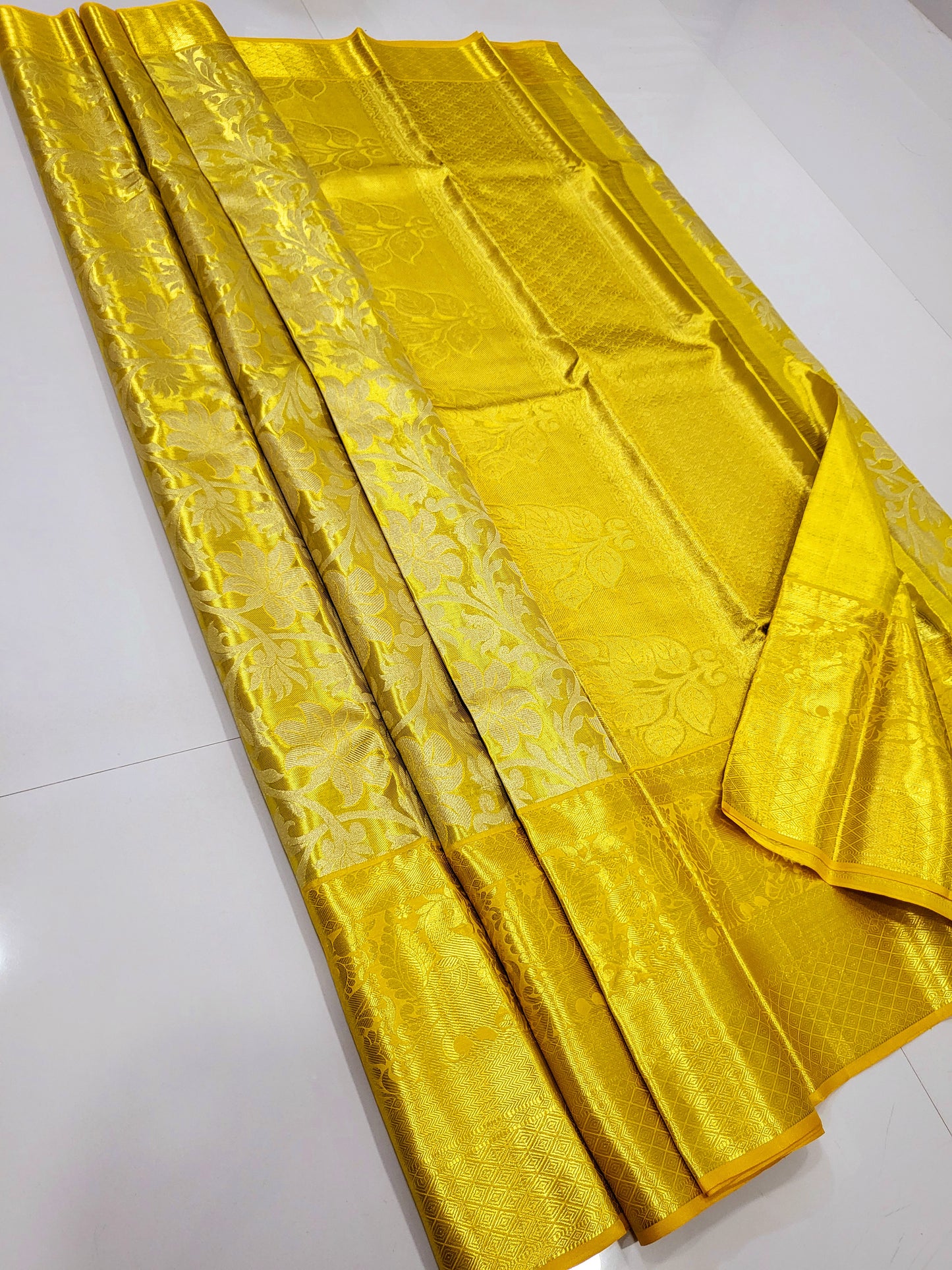 Exclusive Pure 2D Silk Sarees 083