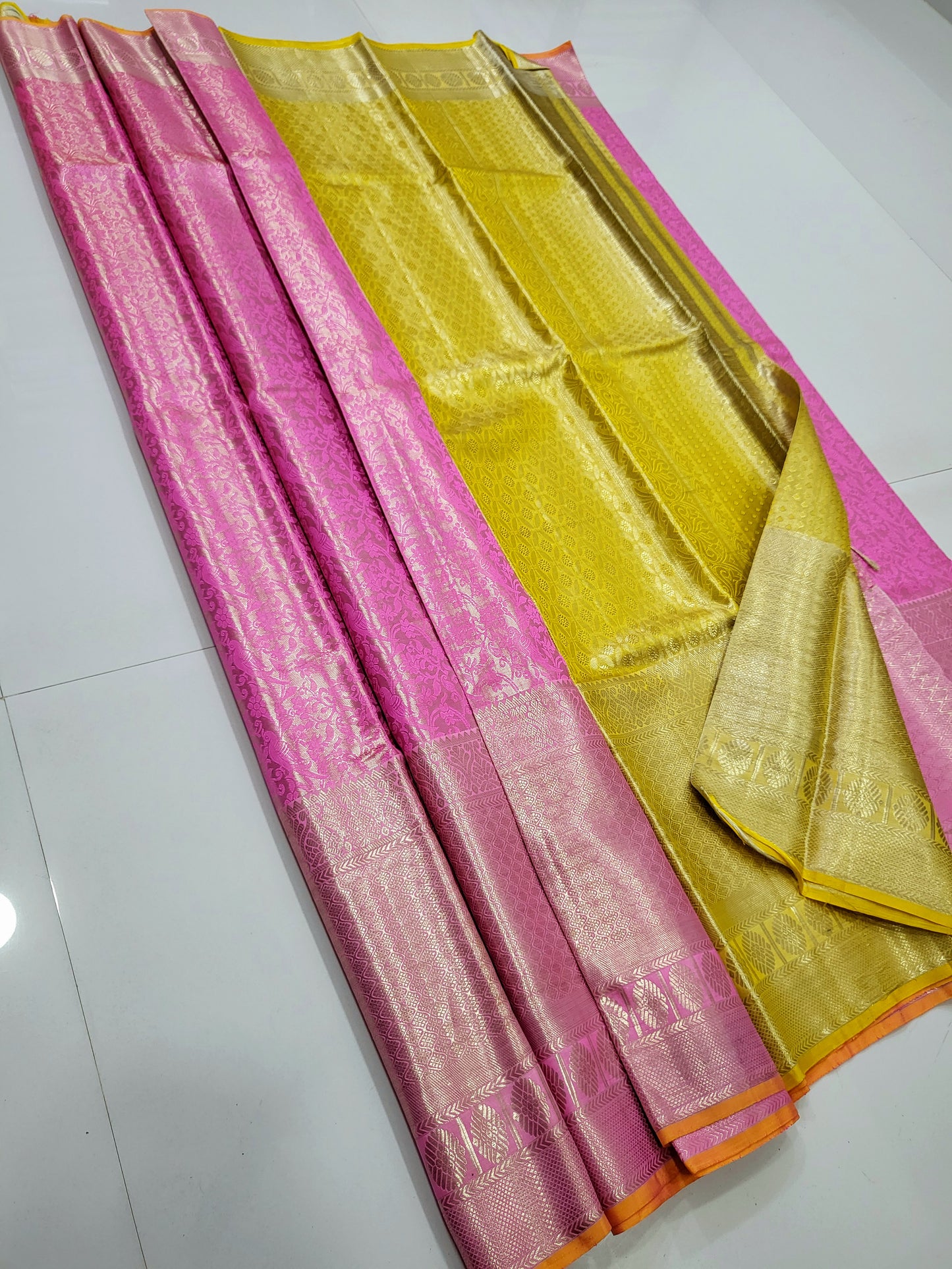 Exclusive Pure 2D Silk Sarees 093