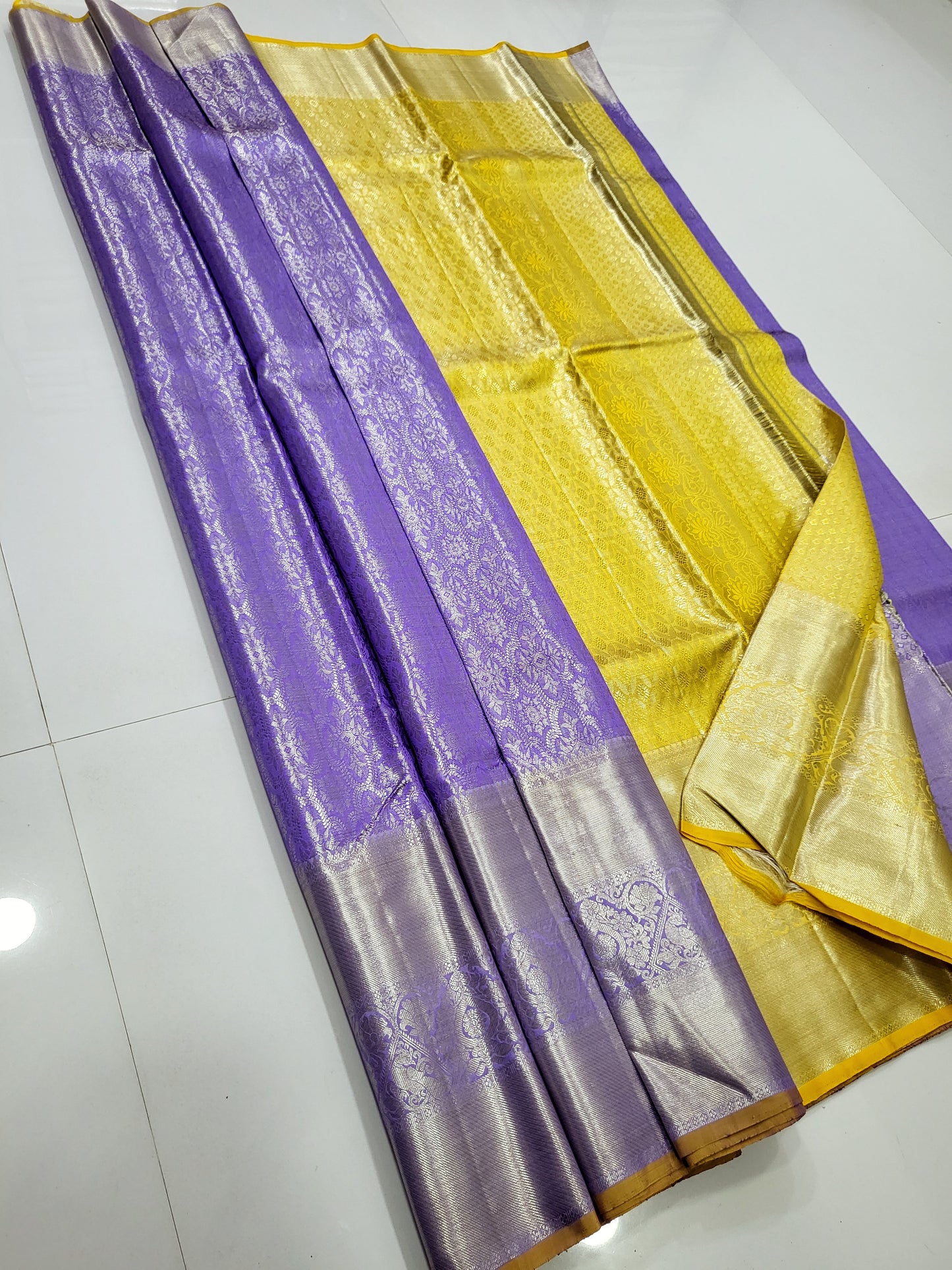 Exclusive Pure 2D Silk Sarees 094