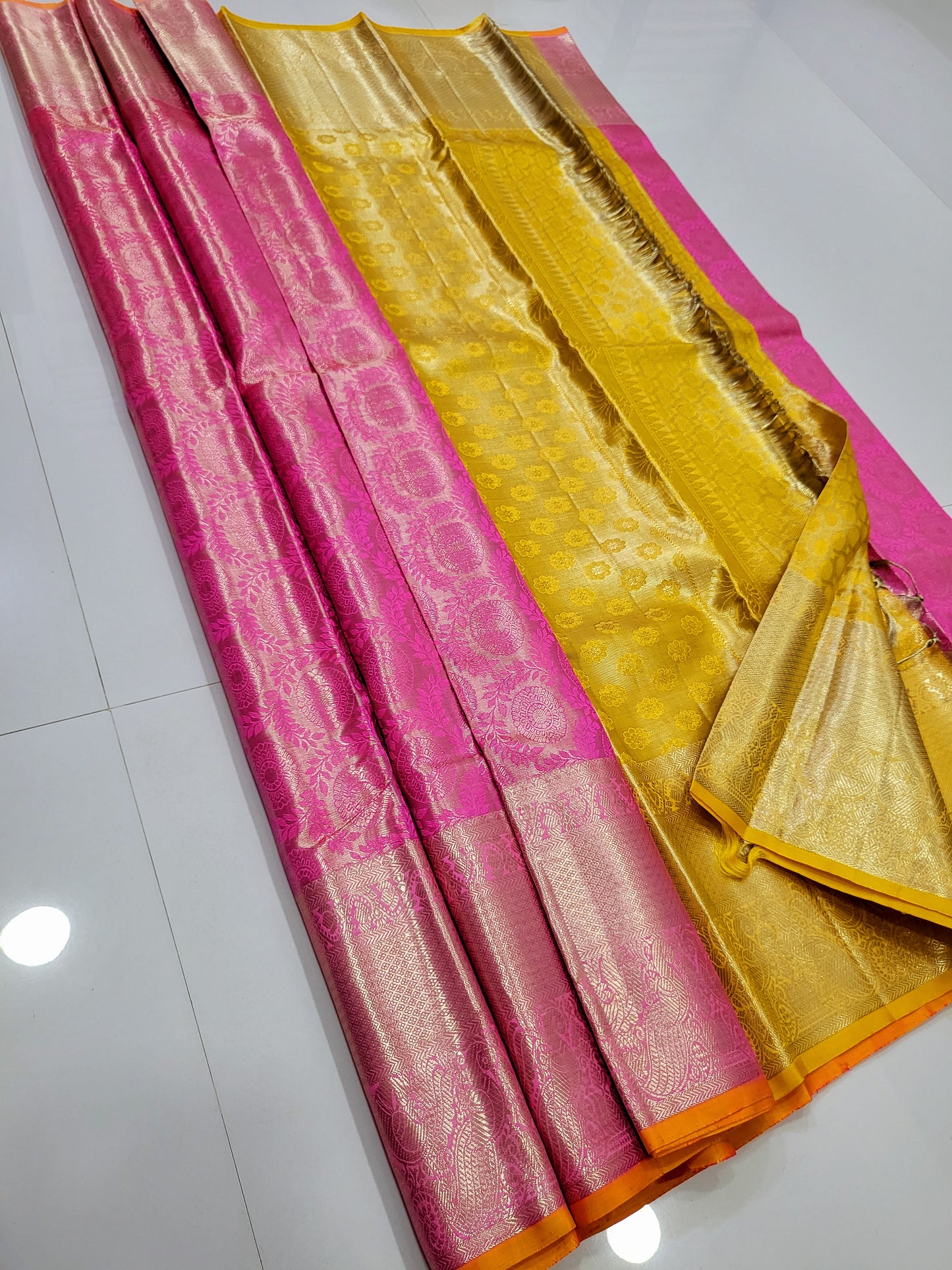 Exclusive Pure 2D Silk Sarees 101