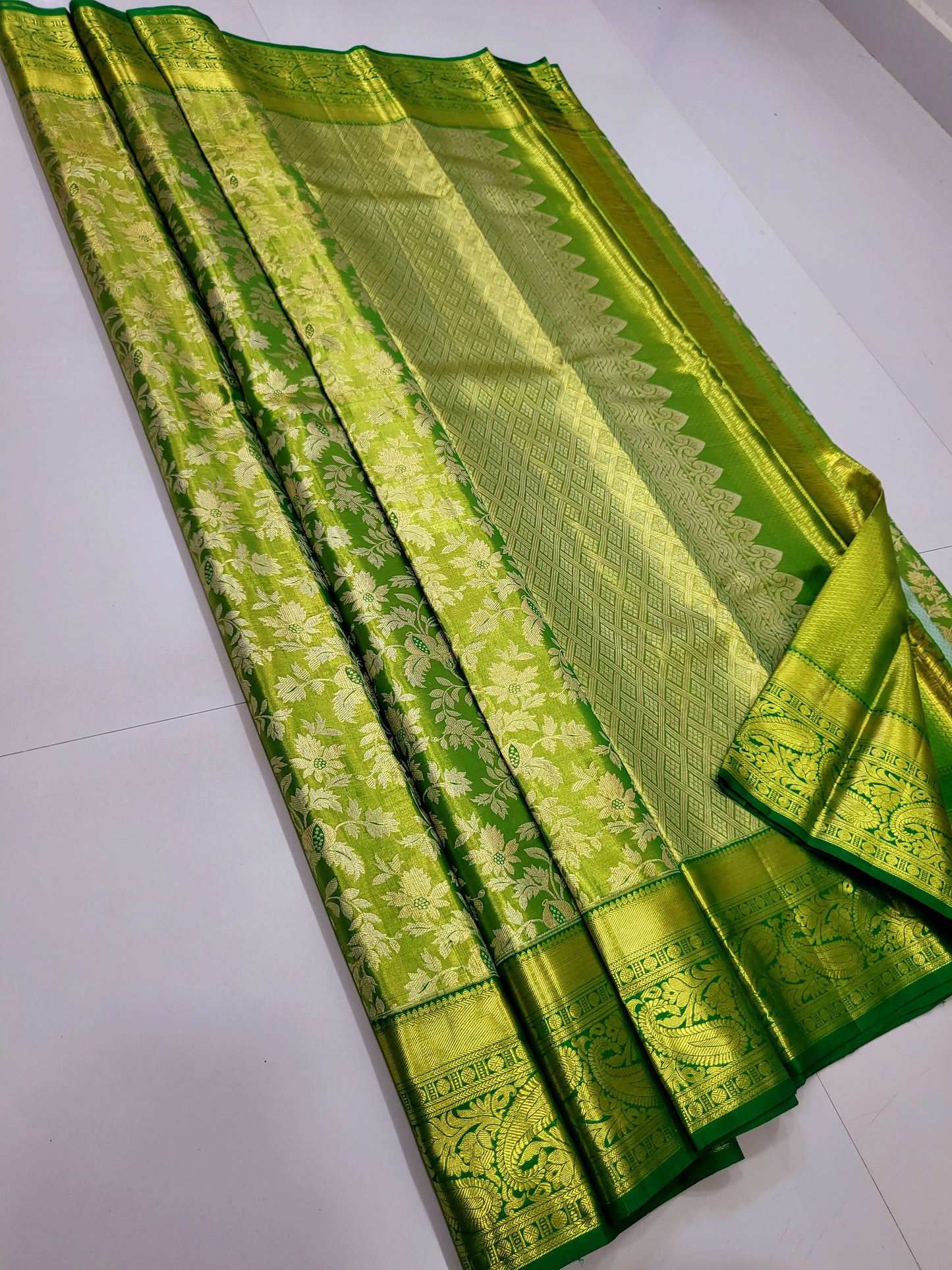 Exclusive Pure 2D Silk Sarees 142